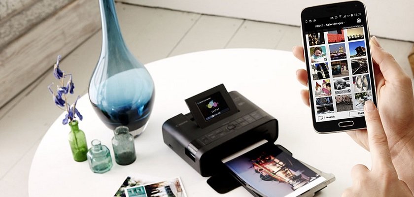 Portable smartphone photo printer