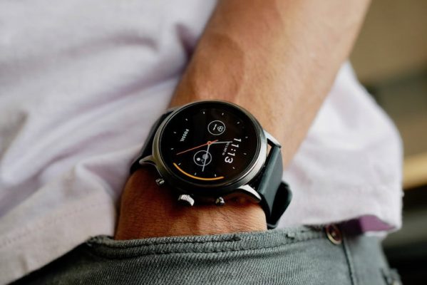 best smartwatch 2020 long battery life
