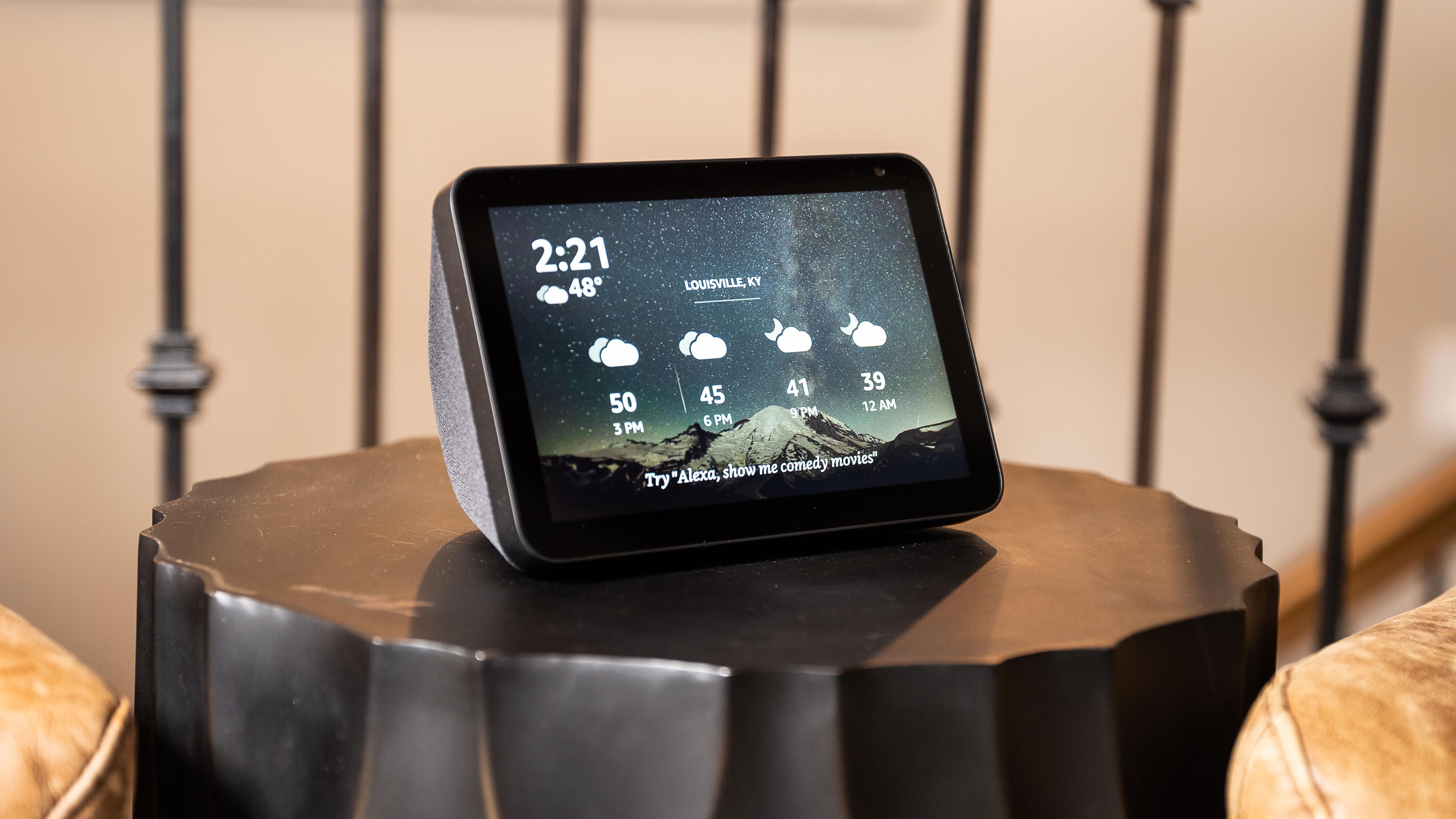 Amazon Echo Show 5 vs 8 comparison which has better resolution